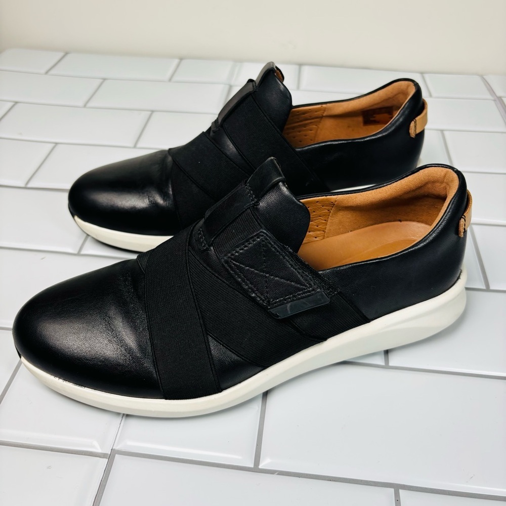 Clark’s Un Rio Strap Black Leather Slip-On Shoes 261456144070 - Picture 4 of 11